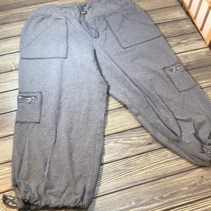 Ladies Danskin Now Capris